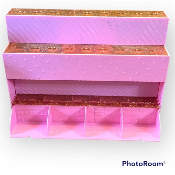 MGA Toys Lol Surprise Popup Store 3in Display Carrying Case Doll